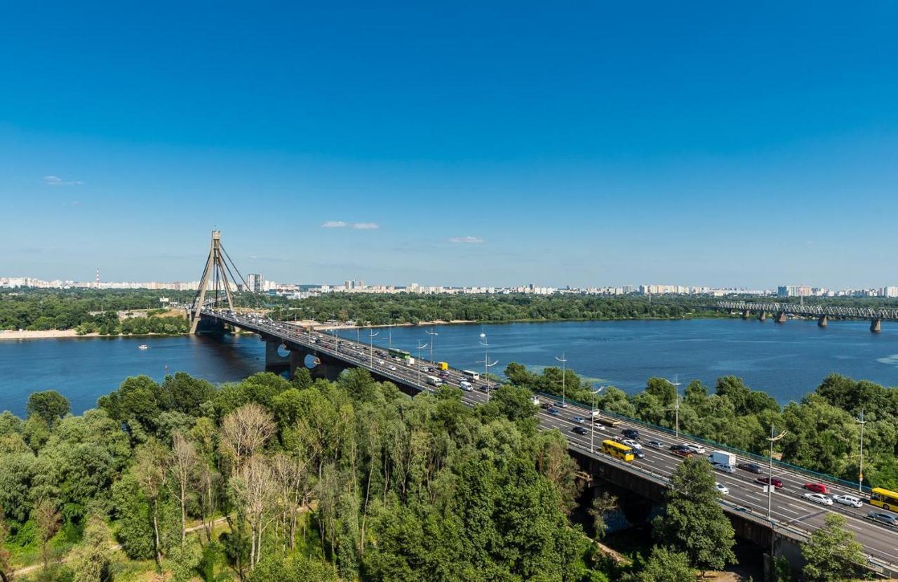 Apartments With Crazy Panoramic View Of The Dniepr 키예프 외부 사진