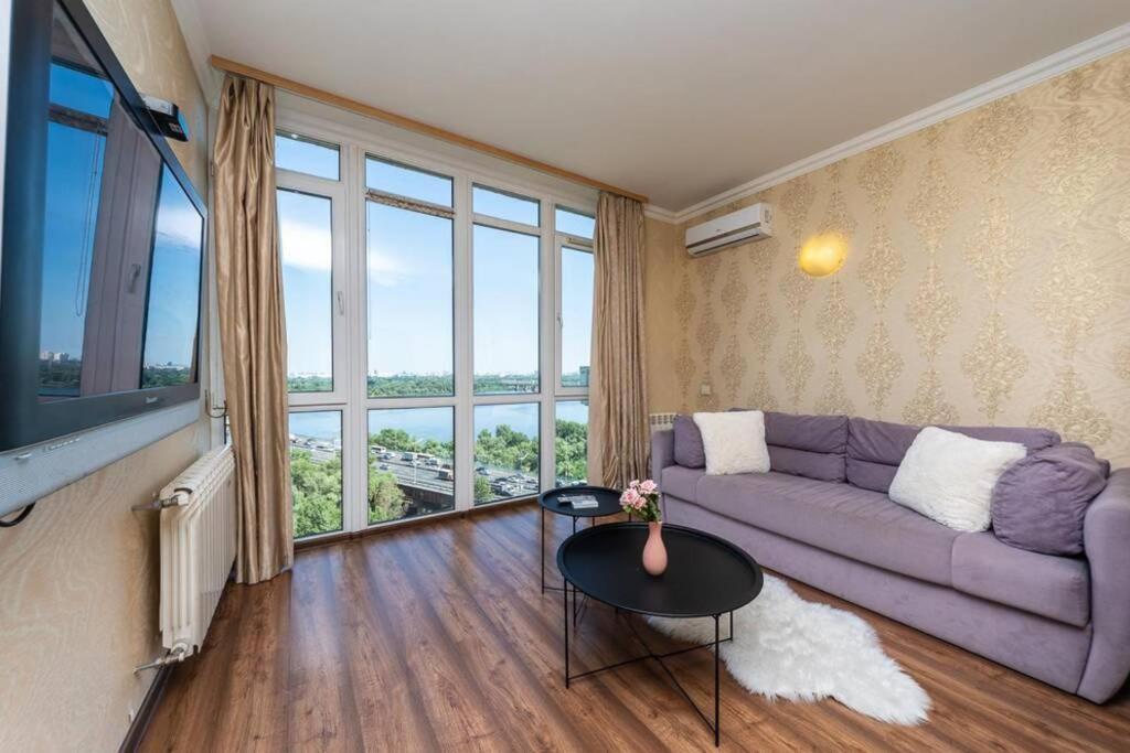Apartments With Crazy Panoramic View Of The Dniepr 키예프 외부 사진